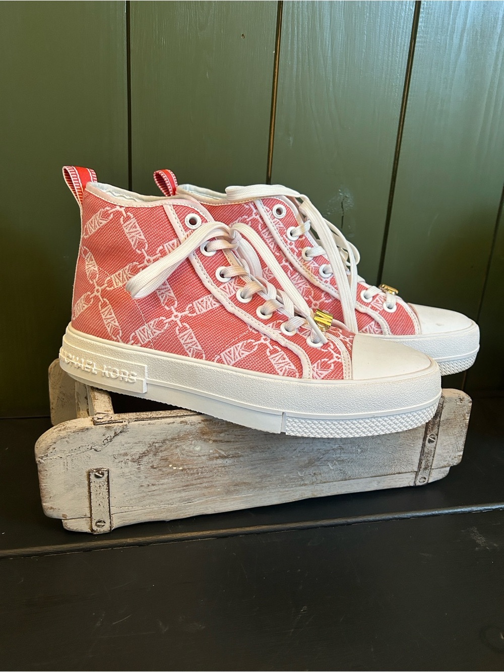 Michael Kors Evy High-Top Sneakers in a "Spiced Coral" pink color size 7.5 - Picture 3 of 7